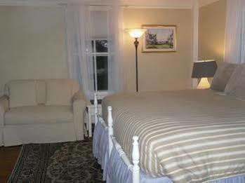 Cliff 4* Nantucket
